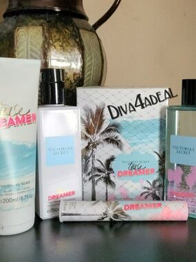 Victoria’s Secret TEASE DREAMER 3.4 FL OZ EDP Spray 5PC Bundle
